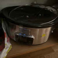Slow cooker small defect