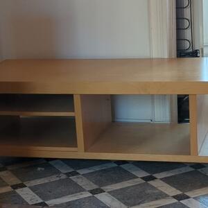 Tv-bänk Ikea (bokfanér)