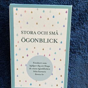 Babykort att dokumentera första året på