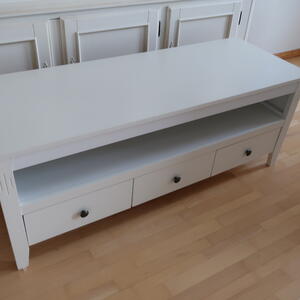 TV Bänk