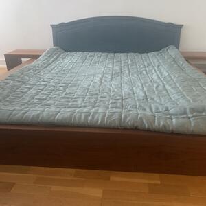 Bortskänkas BoConcept säng