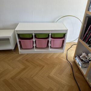 Förvaringslådor /skåp ikea