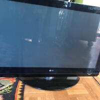 Defekt TV bortskänkes