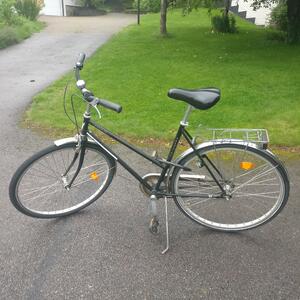Gammal cykel bortskänkes