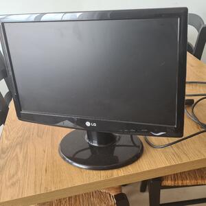 Äldre LG dataskärm 