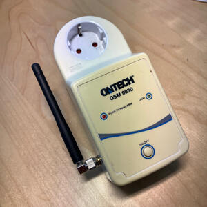 GSM-larm med fjärrstyrning Ontech GSM 9030
