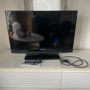 Helt fungerande Tv 32 tum.
