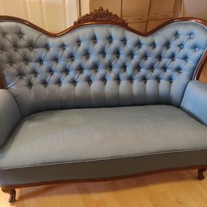 Soffa bortskänkes 