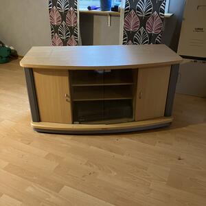 Tv bänk