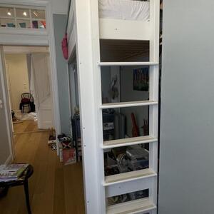 Loftsäng/ Våningssäng 