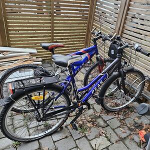 Två cyklar bortskänkes 