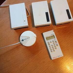 Elektroniska termostater för elektriska element