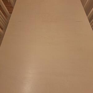 Köksbord för 6-8 pers