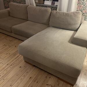 Soffa med schäslong