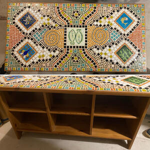 Soffbord med mosaik 