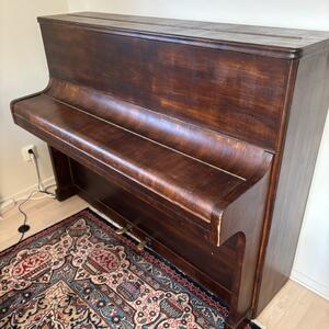 Piano bortskänkes 