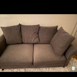 Skänkes Mio soffa