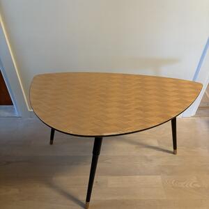 Litet sidobord (Lövbacken)