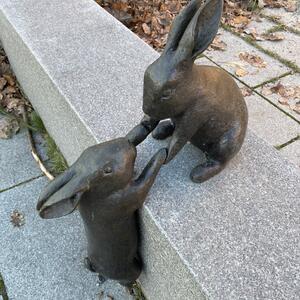 Bäddsoffa,fåtölj,skrivbord,tv-bänk,liten hallbyrå