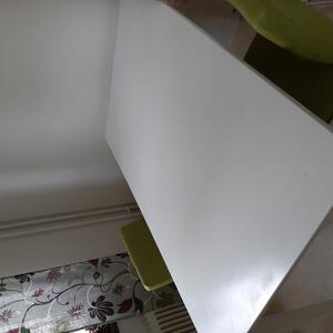  köksbord+4 stolar 