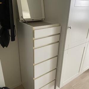 Byrån 2 st