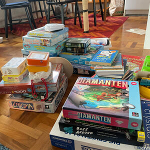 Spel, böcker mm.