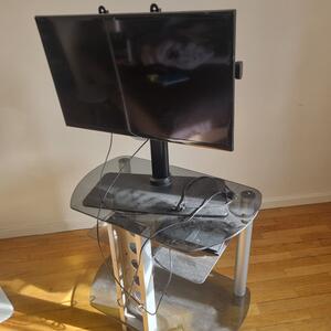 Tv och/eller Tv-bord