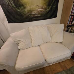 Soffa bortskänkes 