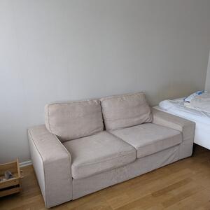 Kivik soffa skänkes