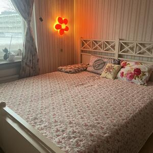 King size säng 