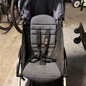 Babyzen Yoyo+ resebarnvagn bortskänkes 