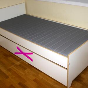 Säng IKEA Robin