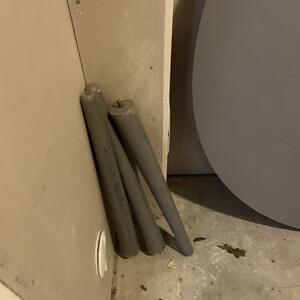 Runt bord bortskänkes 