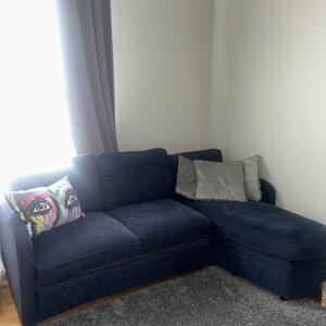 Bäddsoffa med divan bortsänkes. 
